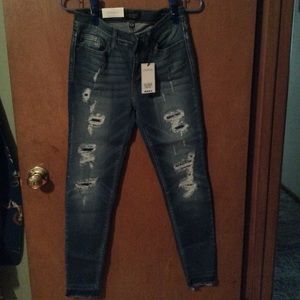 Judy Blue Patch Distressed Jeans